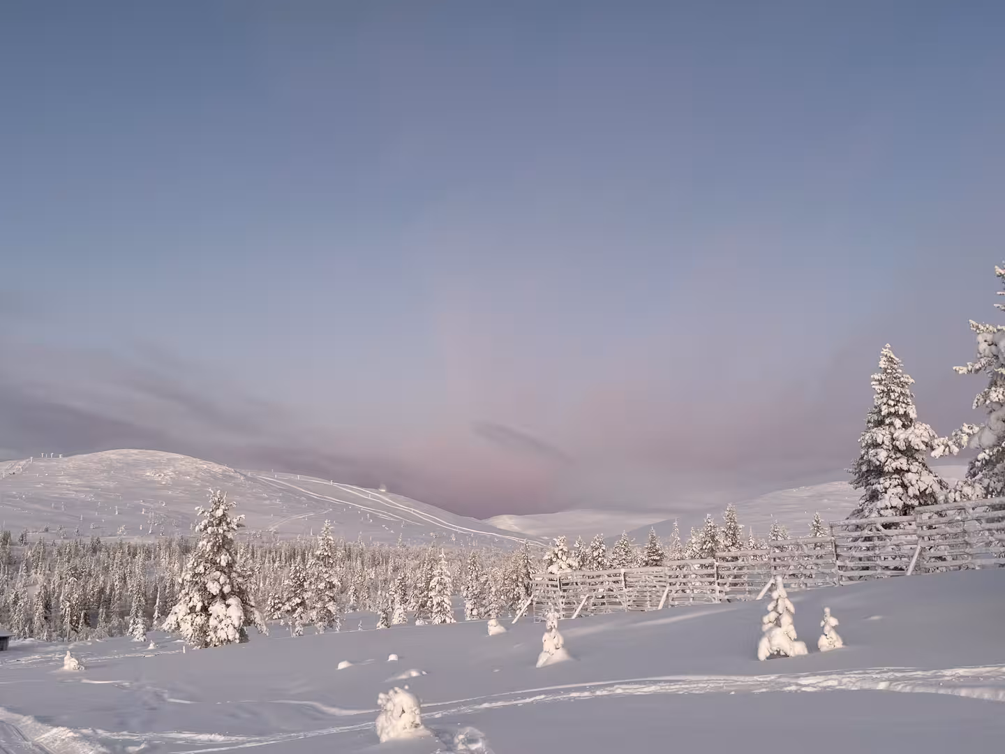 Talvinen tunturimaisema